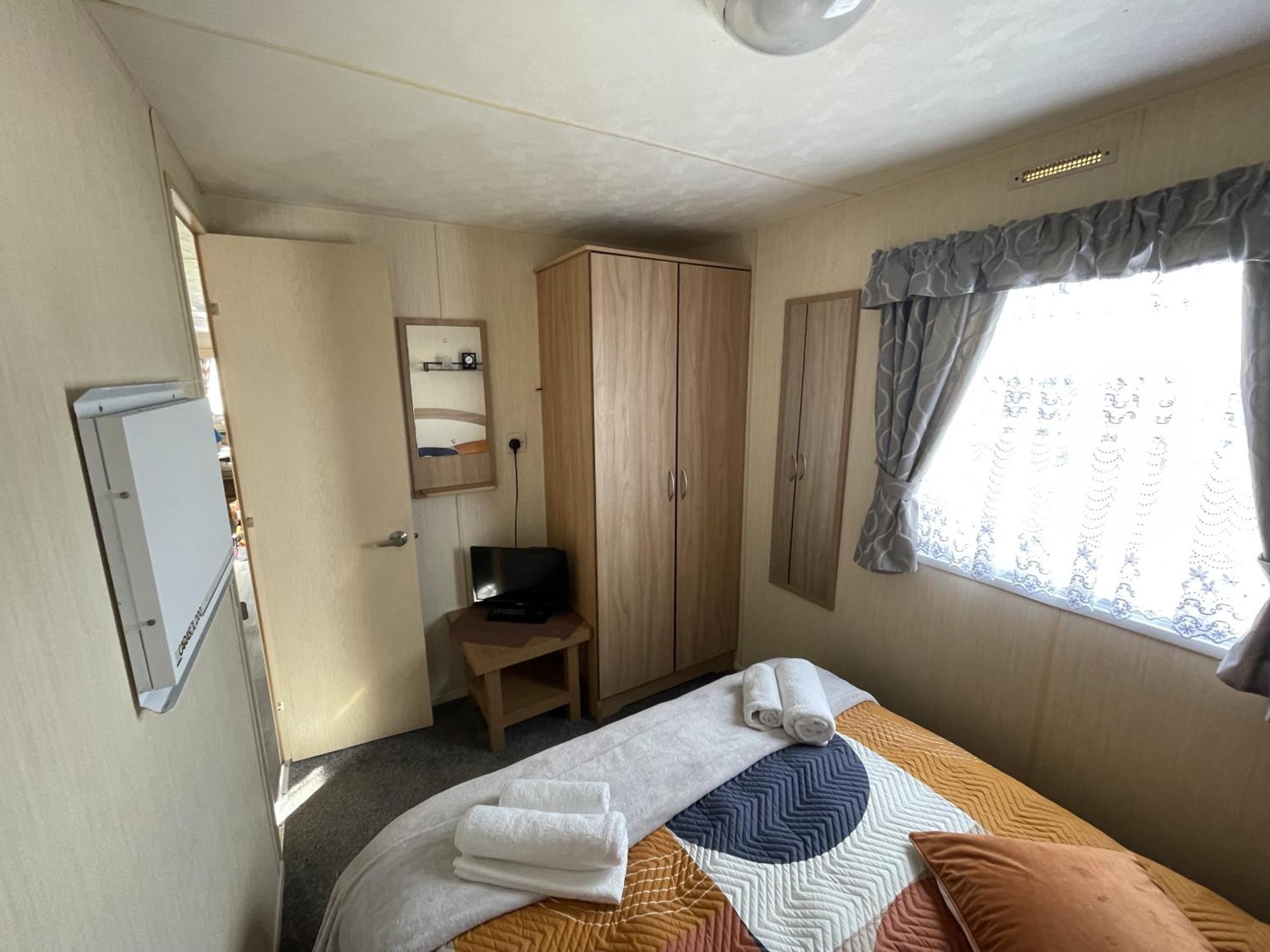 3 Bedroom Caravan, Edi Rita, Robin Hood, Pet Friendly Meliden Экстерьер фото